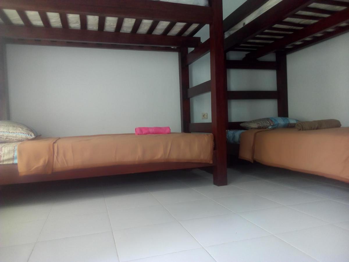 Ariata Arya Hostel Kuta  Exteriör bild