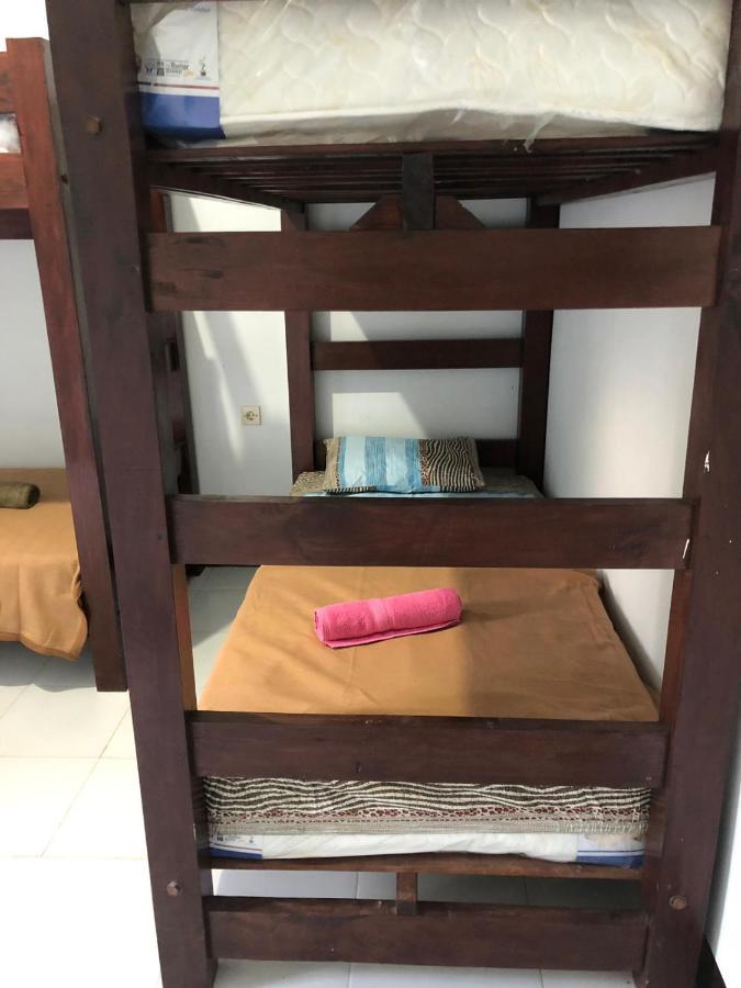 Ariata Arya Hostel Kuta  Exteriör bild